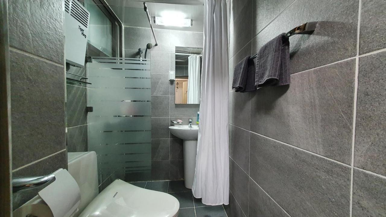 Deluxe Family Suite