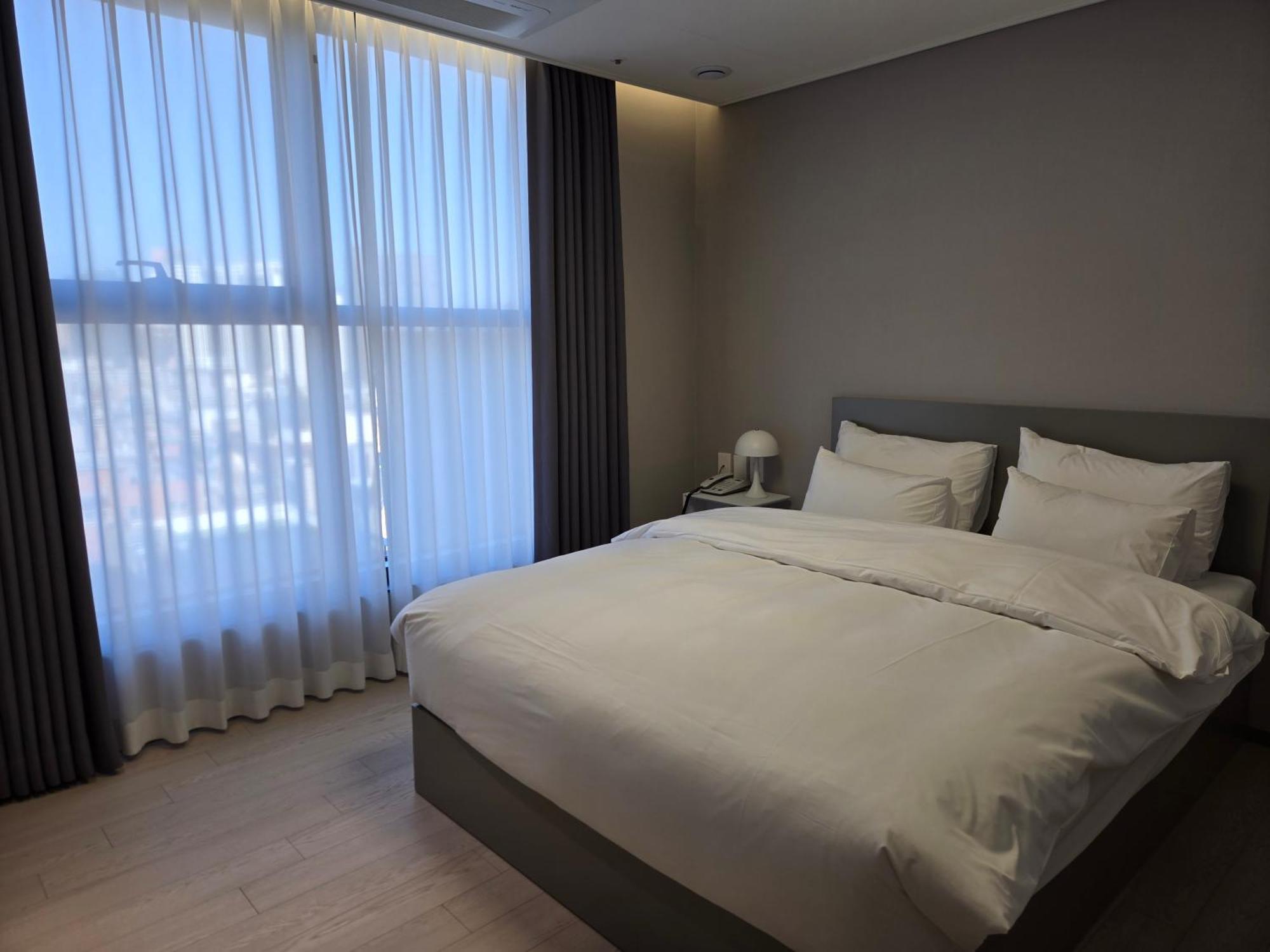 Superior Family Corner Suite