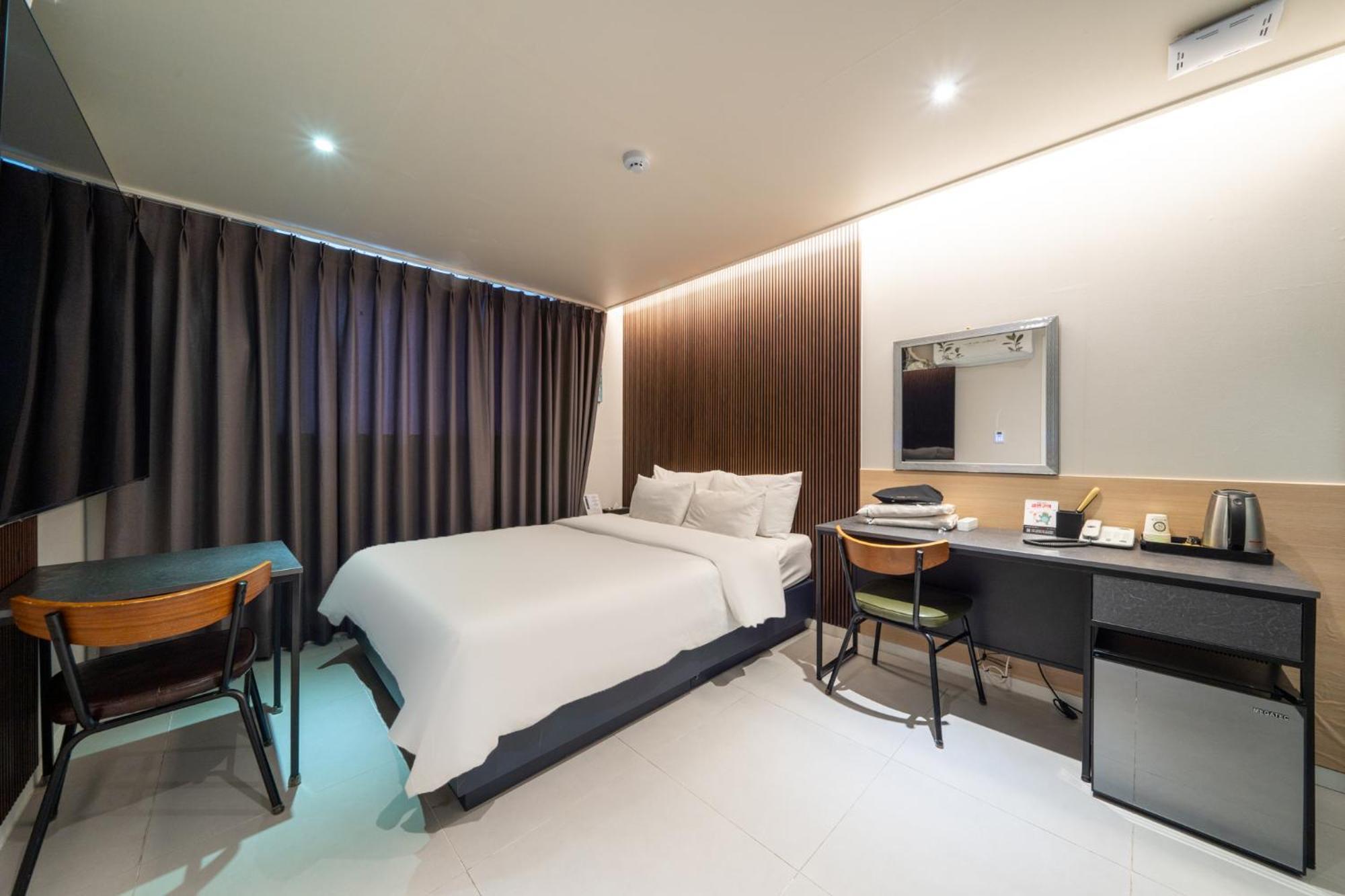 Premium Double Room