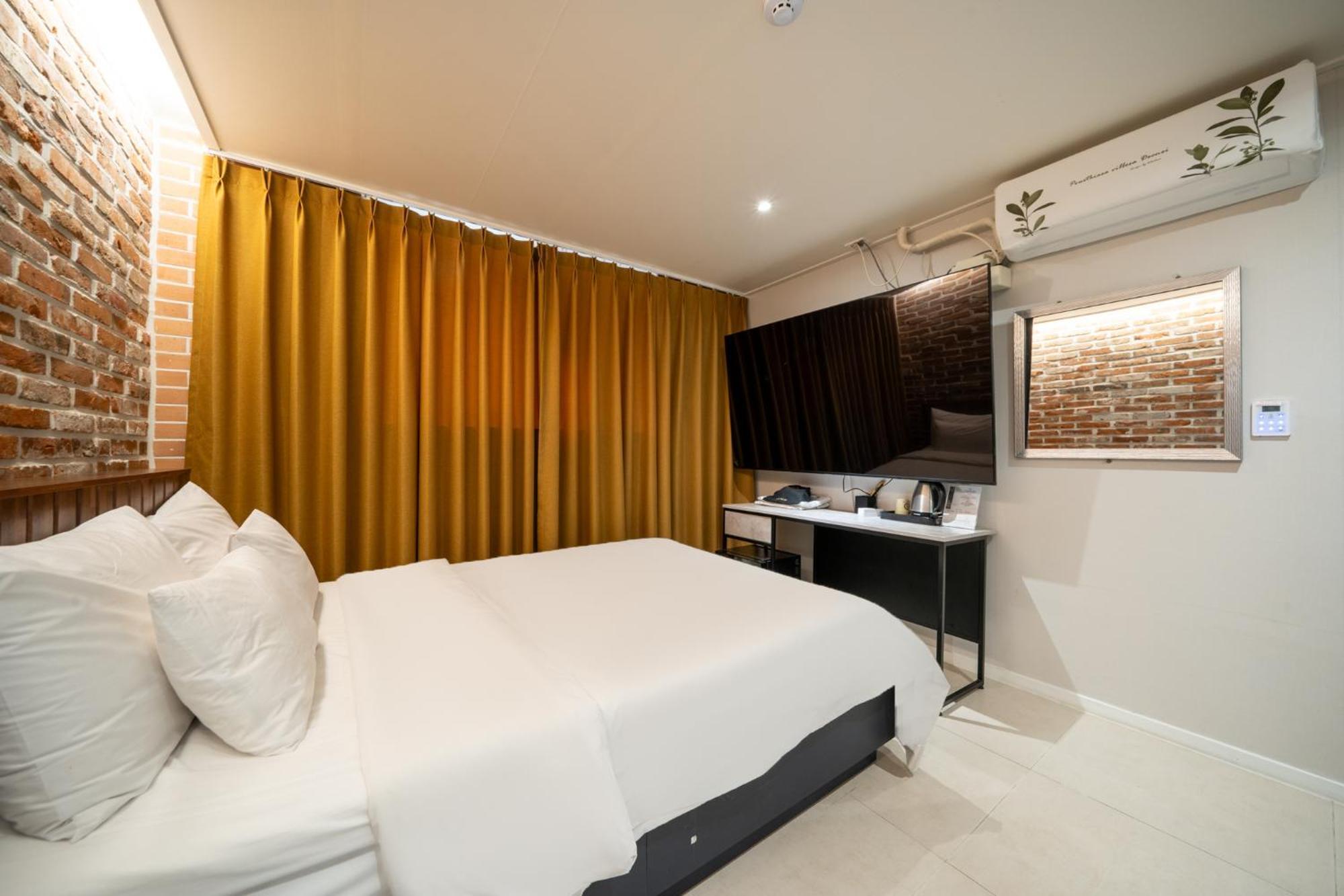 Premium Double Room