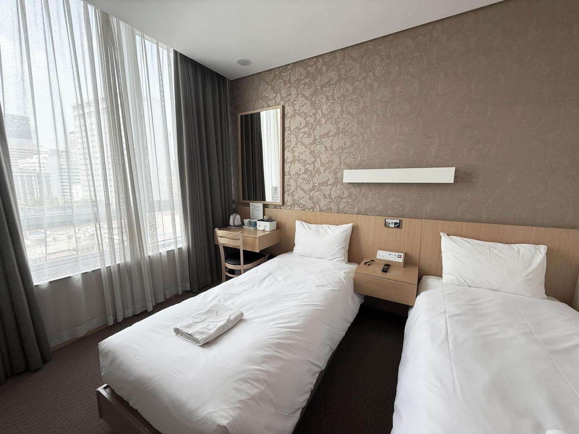 Standard Twin Room