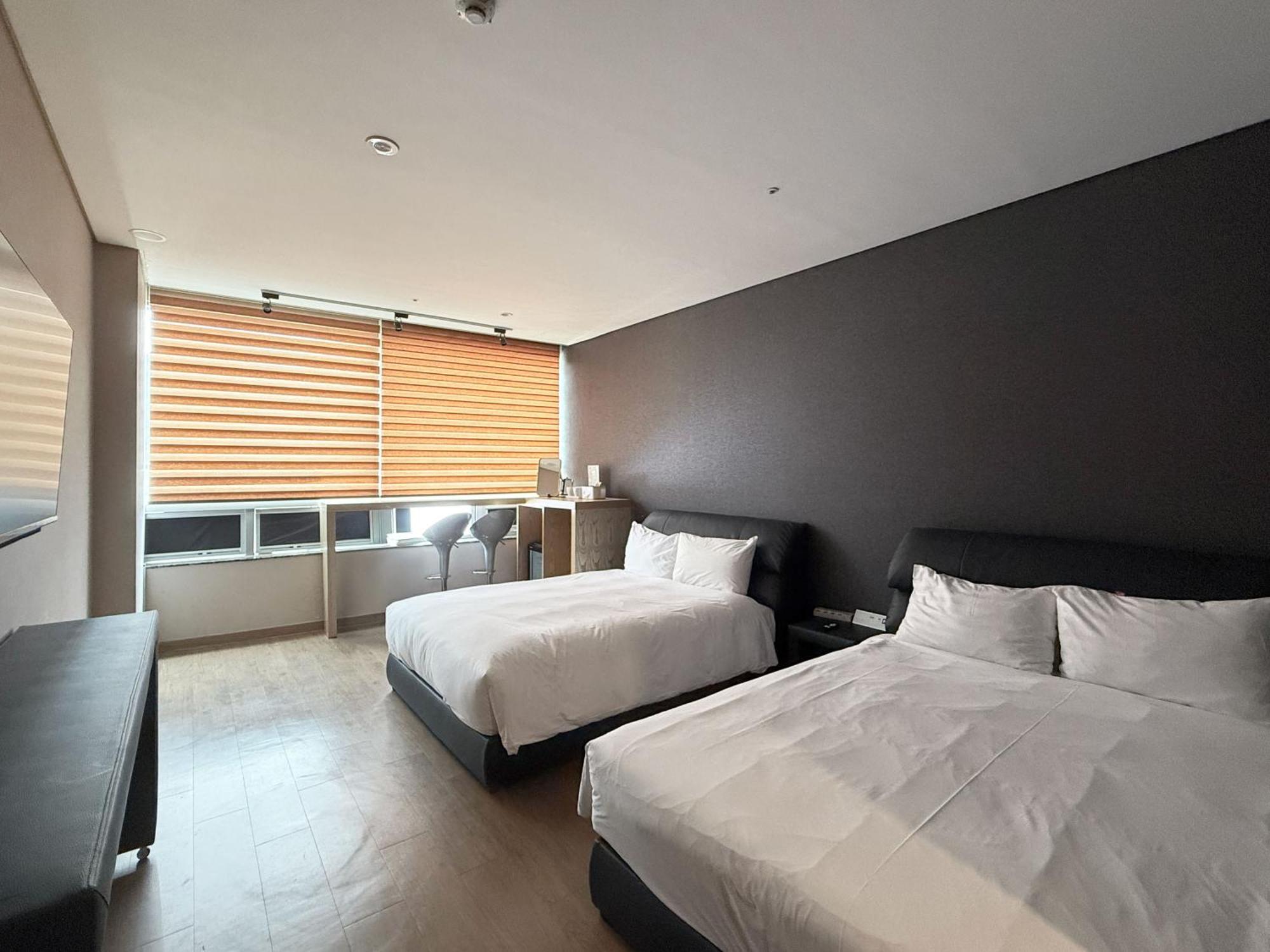 Superior Deluxe Double or Twin Room
