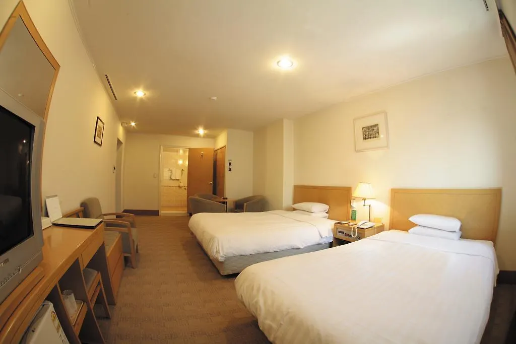 Astoria Hotel-1