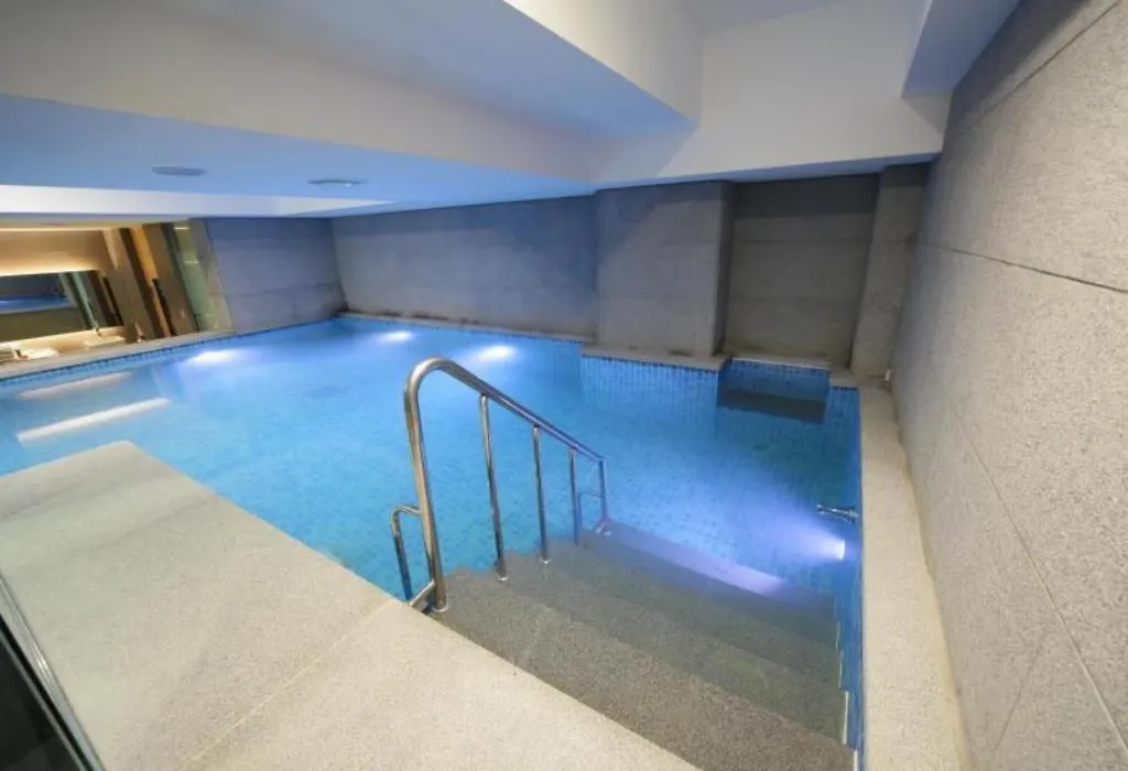Nox Boutique Hotel-1
