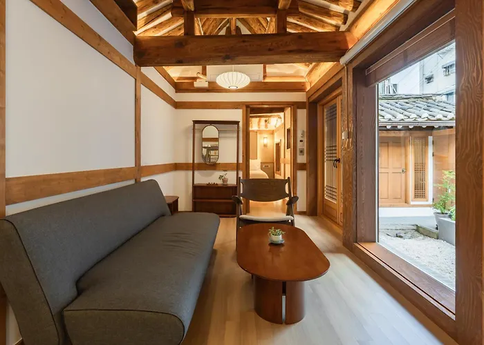 Luxury Hanok Whispering Garden Seul privato