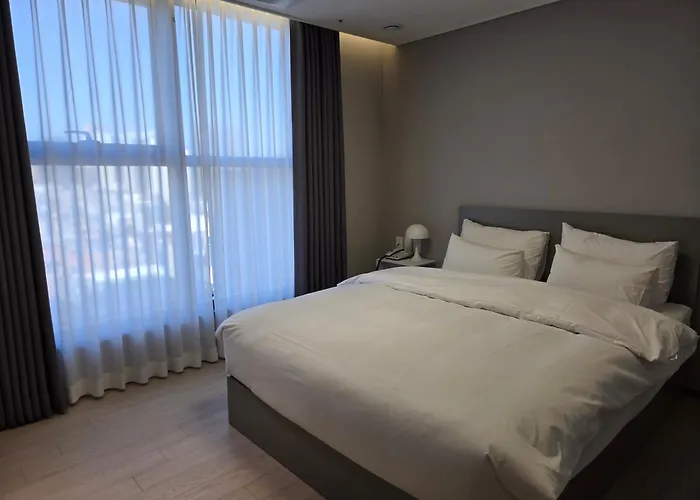 Hotel The Designers Lyj Suite Yeoksam 首爾