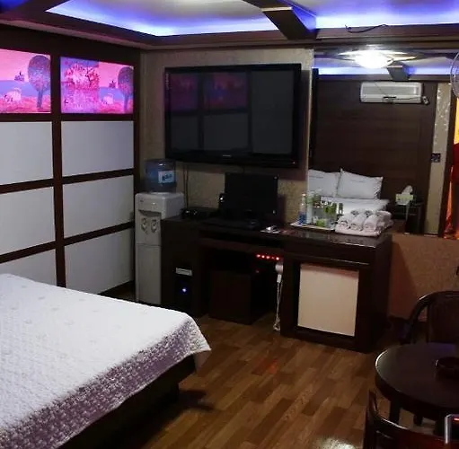 Picasso Motel Jongno 首爾