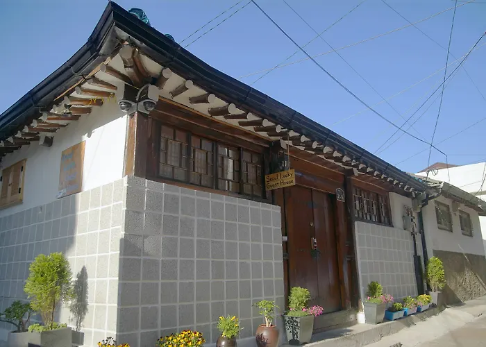 Seoul Lucky Guesthouse Hanok